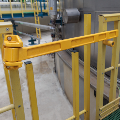 Order self-closing safetygate – Maintenance free